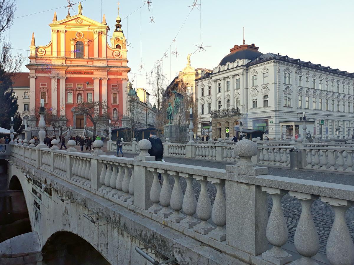 Bed and breakfast Urban Homy Ljubljana Extérieur photo